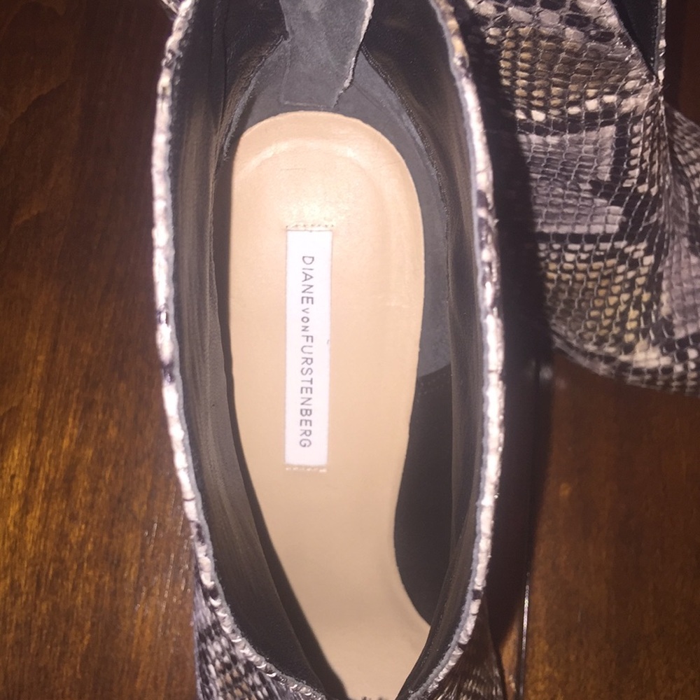 Diane von FonFurstenberg - Picture 6 of 8